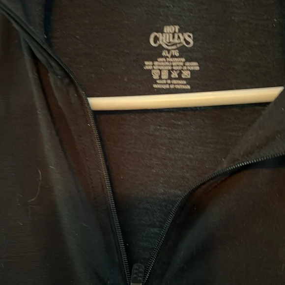 Bundle of two  HOT CHILLY’S base layer, long sleeve T-shirts XL & L - Picture 5 of 5